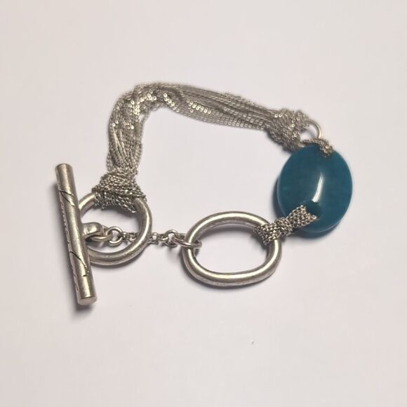 157 Kenneth Cole Silver Chain and‎ Blue Stone Bracelet with Toggle Clasp - Picture 4 of 5